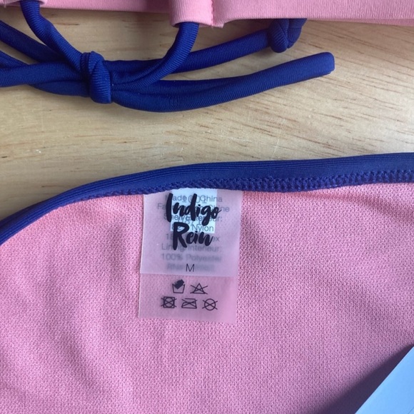 NWT Indigo Rein Two Pieces Bikini Set Pink & Navy Size M - Picture 3 of 8